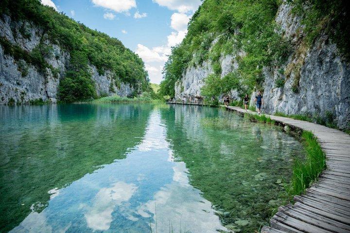 Plitvice Lakes Sunrise Tour