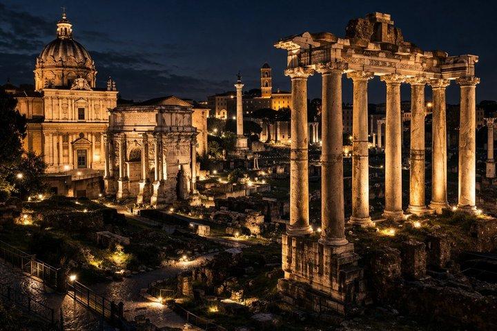 Rome Colosseum All Access Underground Night Tour with Arena
