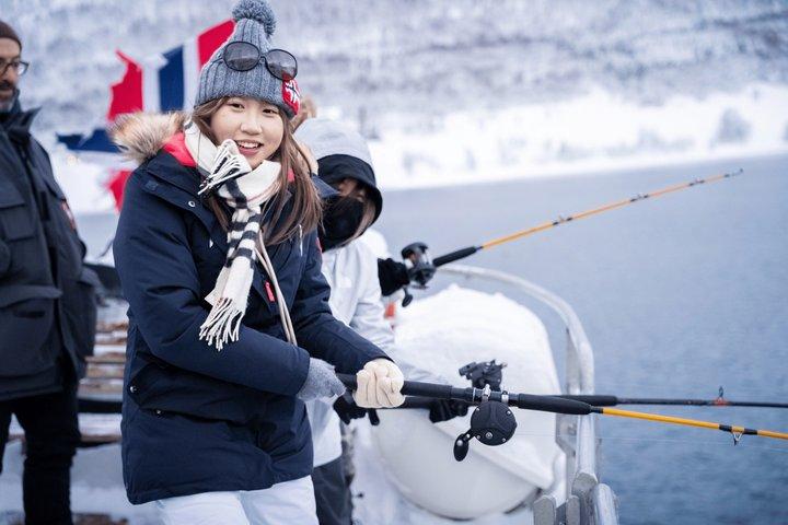 2 hour Polar Fishing Adventure