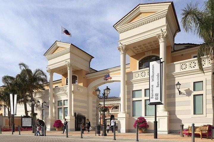 Transfer from Rome to Castel Romano Designer Outlet
