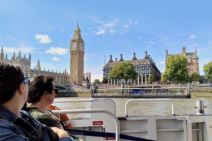 London River Story - Private Full-Day Boat and Land Tour