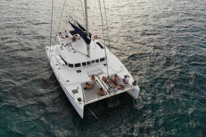 Hol Chan Catamaran Tour with Snorkel Sharks and Caye Caulker