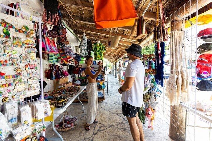 Puerto Morelos Tacos and Town Visit with Transportation