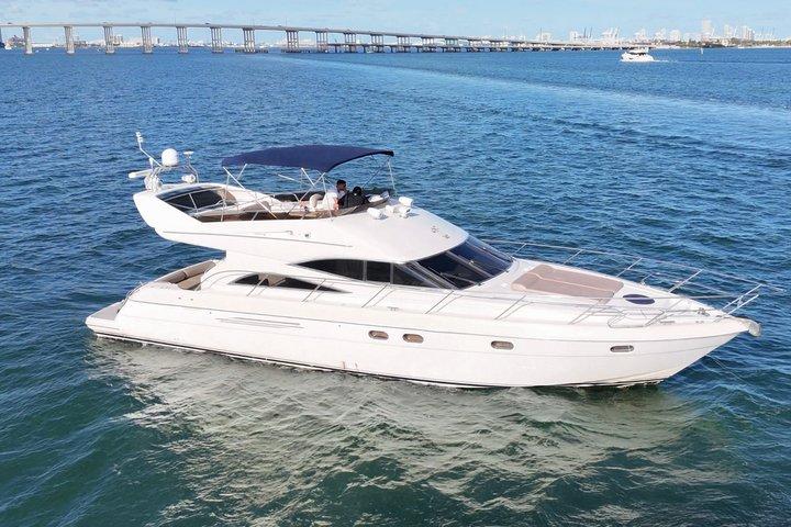 Luxury 60FT Yacht in Miami Private Activity with Two Jet Skis