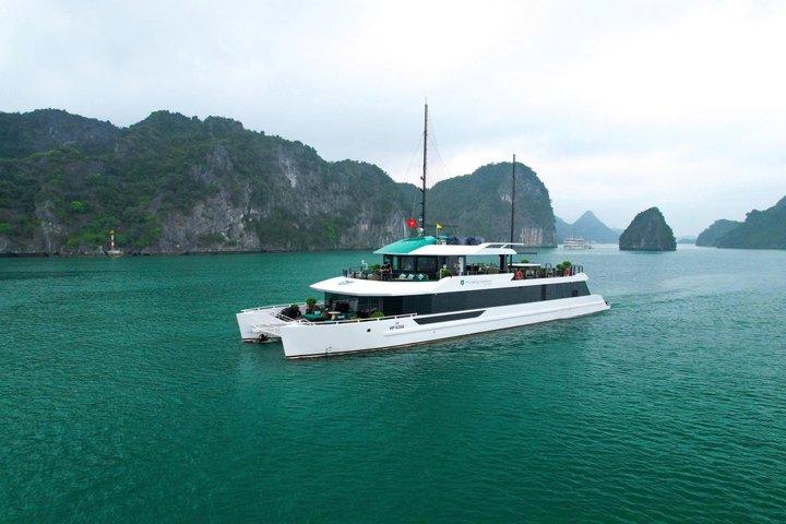 Halong Bay & Lan Ha Bay Day Tour on 5star Premium Cruise