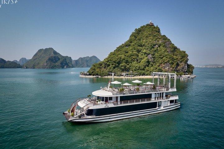 Discover Ha Long Bay: Iris Luxury Day Cruise Experience