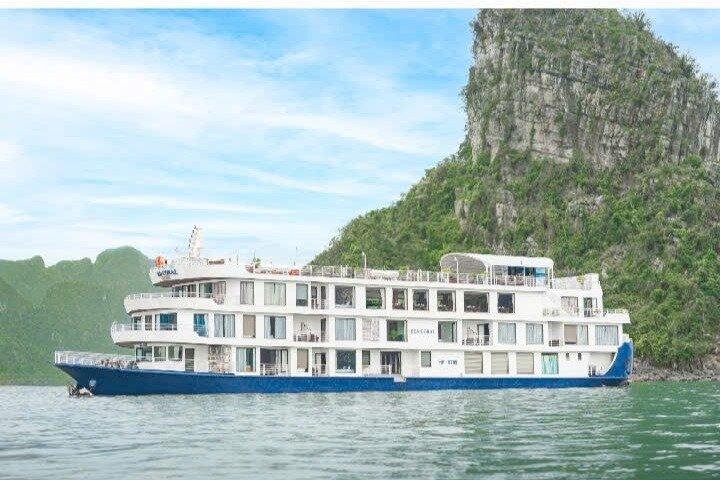 Sea Coral Cruise: 2-Day 1-Night Luxury Journey in Lan Ha Bay