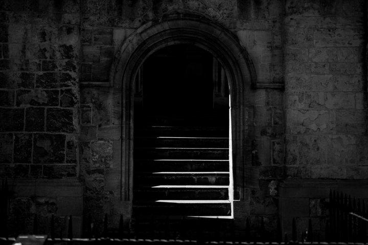 Cambridge After Dark: University Ghost Tour by Alumni™