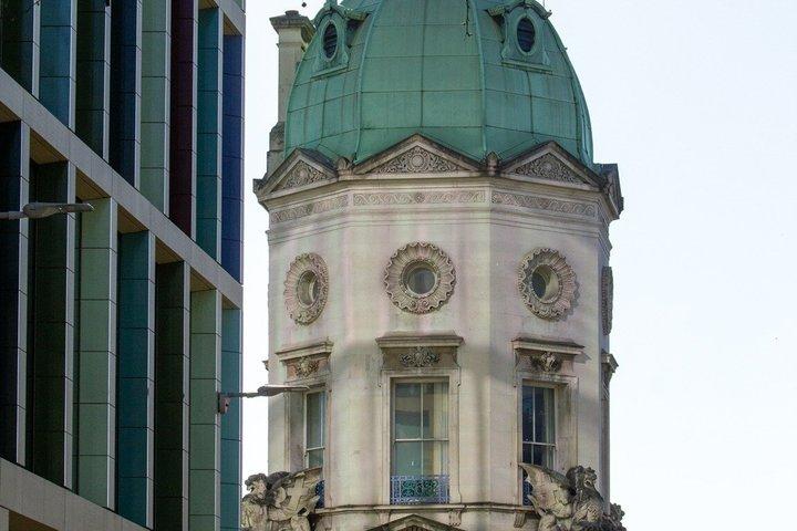 London Food and Drink History Walking Tour in Clerkenwell