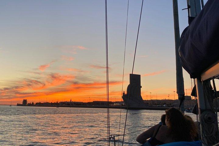 Lisbon: "Sunset" and "Day Tours" by boat, with drinks and Music.