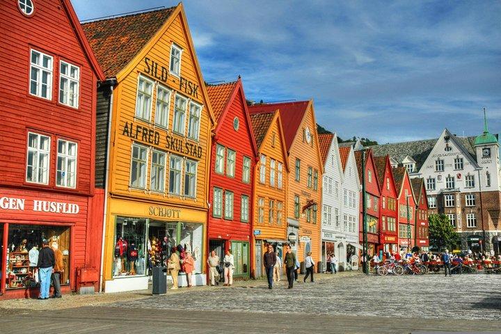 Wolves, Vikings, Cod and Cannonballs Self Guided Tour of Bergen