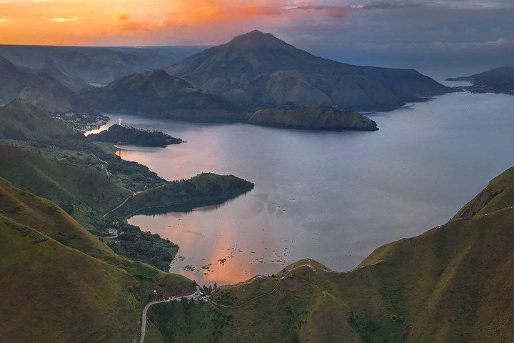 Explore North Sumatra : 7 Days Tour Adventure Package