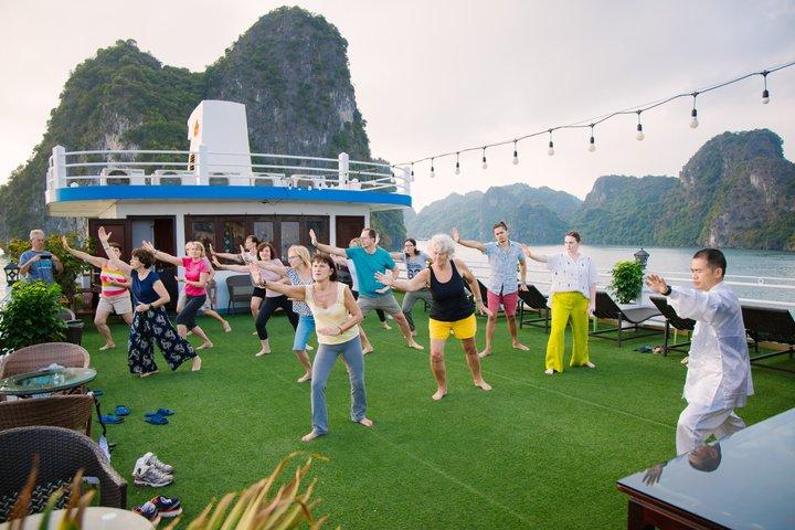 3-Day Bai Tu Long Bay & Ha Long Bay Journey with Swan Cruises