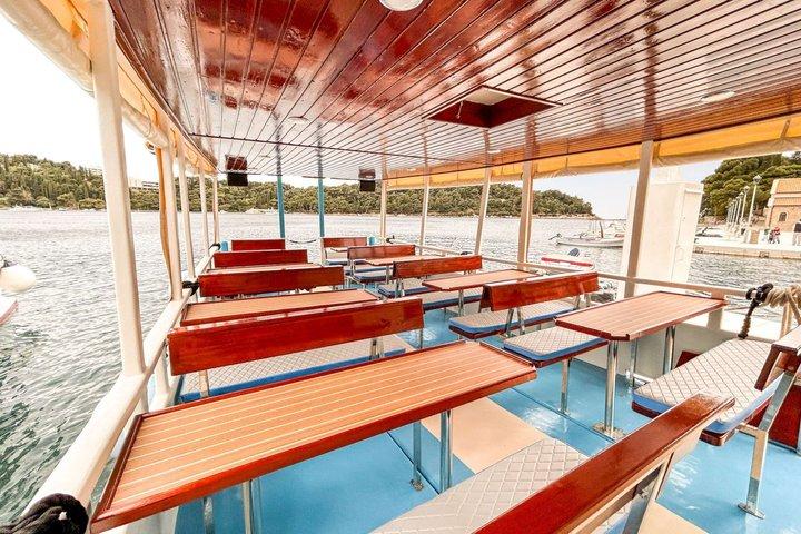Dubrovnik and Cavtat Blue Cave Island Tour with Drinks and Brunch