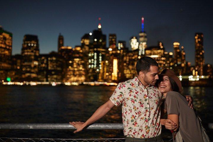ICONIC New York City Skyline Night Tour: Dumbo & Long Island City