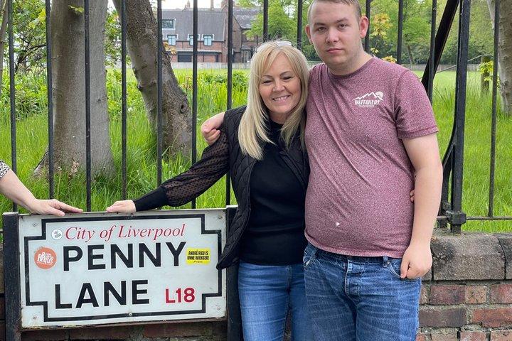 2.5-Hour Private Beatles Car Tour – Liverpool Highlights & Homes