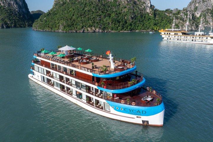 Cycad Cruises Bai Tu Long Bay