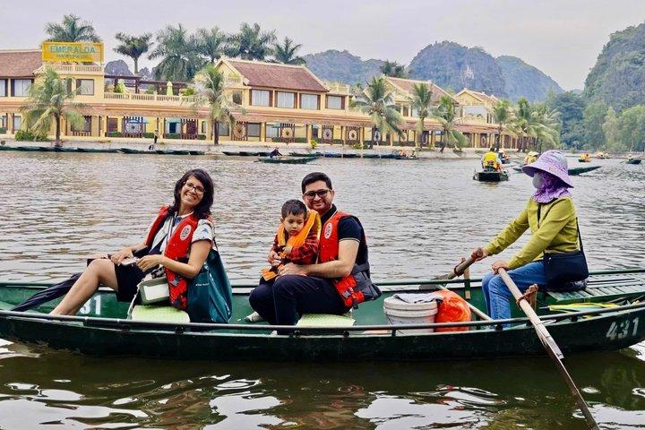 Ninh Binh Small Group 1 Day Tour: Hoa Lu, Tam Coc, and Mua Cave