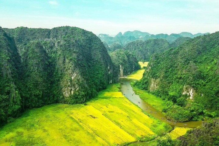 Ninh Binh Day Tour Hoa Lu - Trang An/Tam Coc - Mua Cave -Cycling