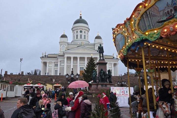 Helsinki and Suomenlinna Guided Sightseeing Tour with Ferry Ride