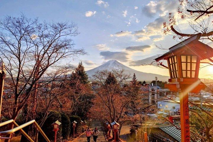 Mt Fuji and Kawaguchiko Private Tour