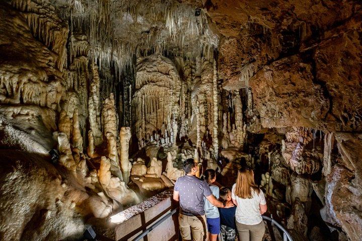 5 HR | Slingshot Ride and Natural Bridge Caverns Self-Guided Tour