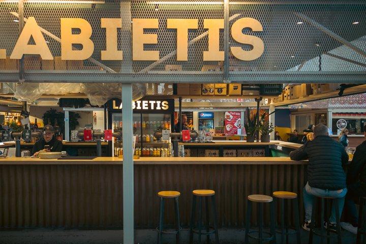 Central Market Guided Tour with Food Tasting from Riga