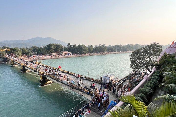 Haridwar Full Day Sightseeing Tour and Ganga Aarti with Guide
