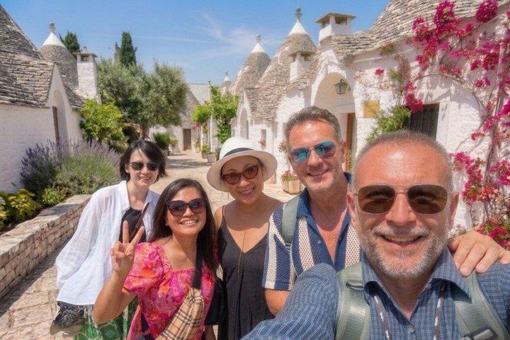 From Lecce : Alberobello, Locorot, Ostuni, guided tour & Brunch