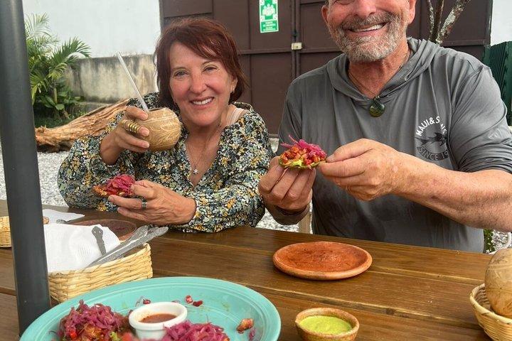 Foodie & Street Food Tour in Antigua