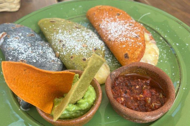 Foodie & Street Food Tour in Antigua