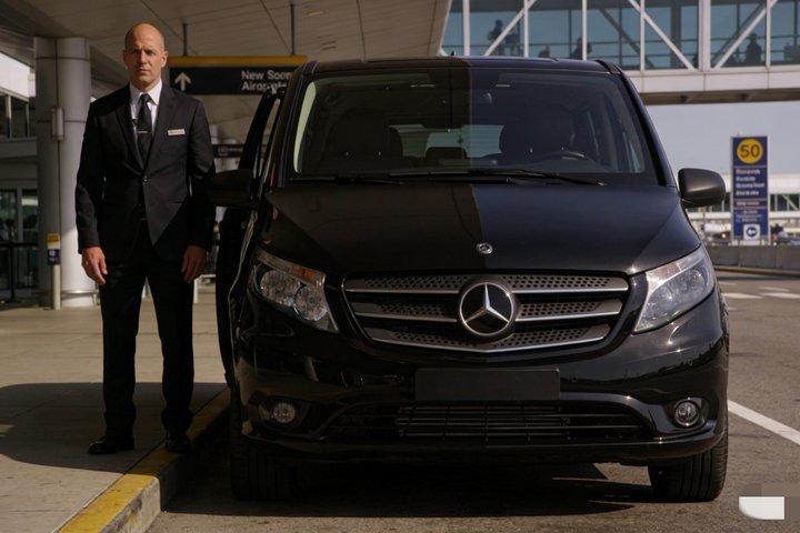 New York: EWR Airport Private Transfer to/from Manhattan|Brooklyn