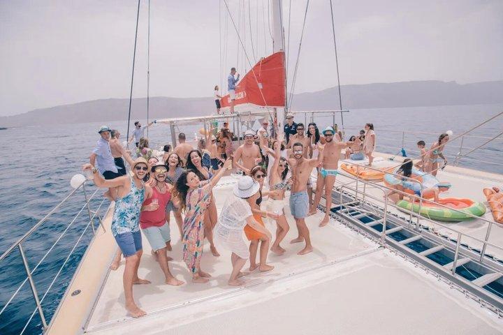 Catamaran Sailing Day To La Graciosa with Lunch