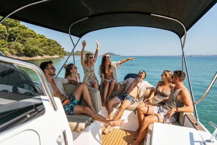 Zadar 3 Island SpeedBoat Tour & Blue Bay Swim with Drinks