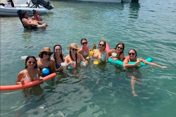West Palm Beach Cruising Charters, Cruising Anchoring or Fishing