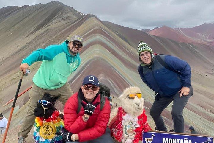 Rainbow Mountain Day Trip from Ollantaytambo with Meals