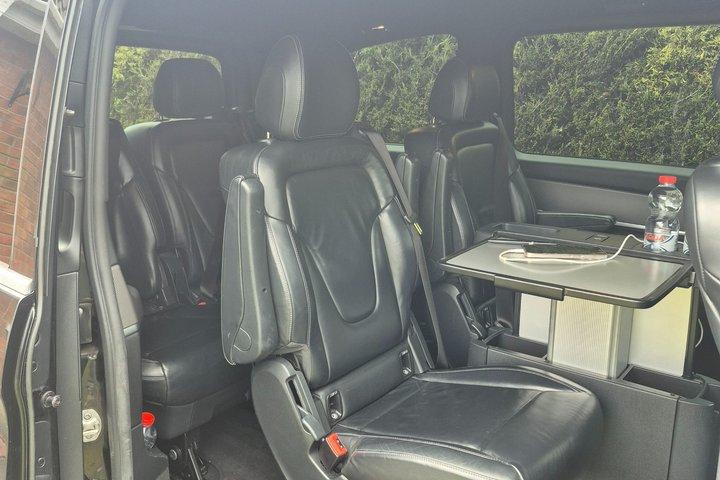 Private Giants Causeway Tour Luxury V Class from Ireland