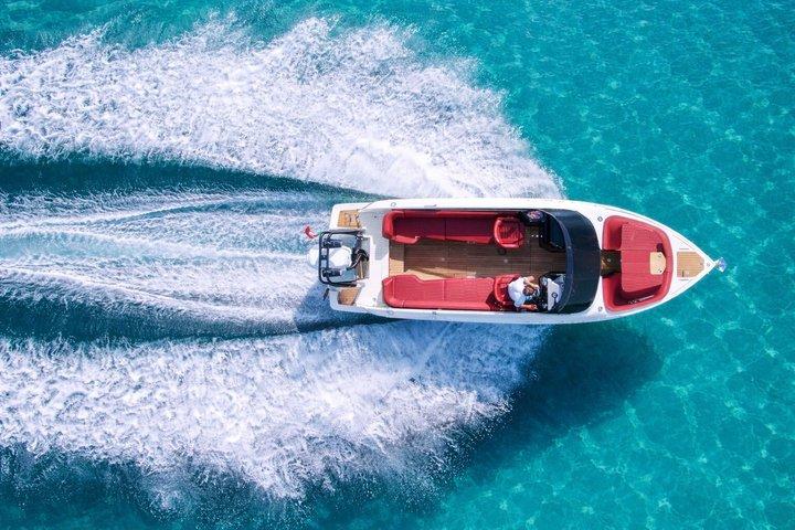 Rovinj Private Boat Tour with Skipper Cranchi E26 Rider