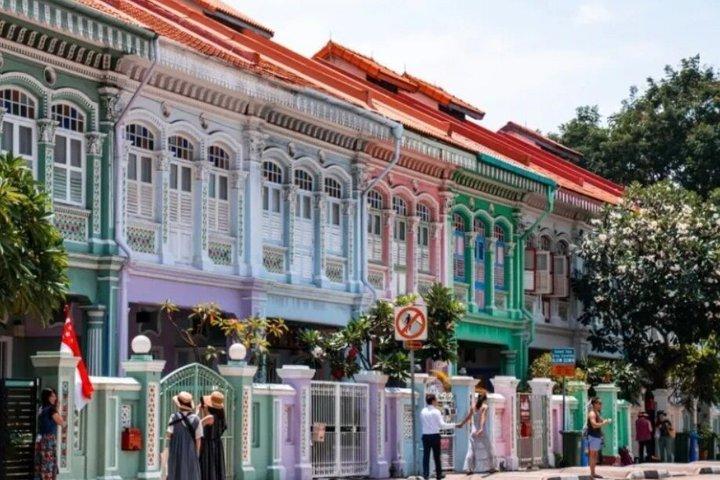 Peek Behind the Doors of Singapore's Past with Snack
