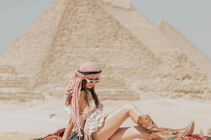 Giza Pyramids and Sphinx Ticket with Private Pickup and Drop Off