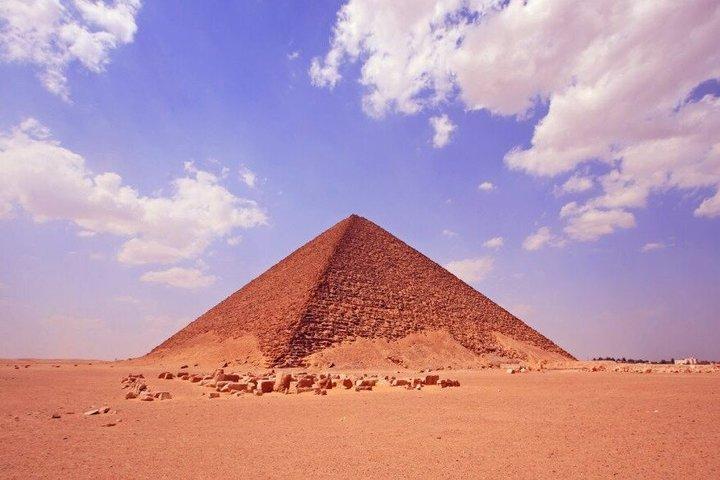 Private Dahshur Bent and Red Pyramid Tour