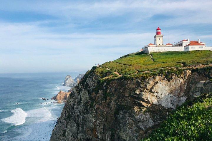 Sintra, Pena Palace, Cabo da Roca & Cascais Small-Group Tour