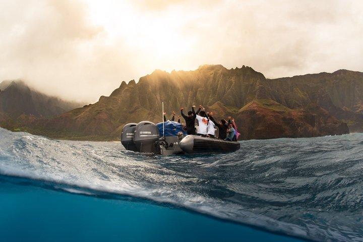 Kauai: Na Pali Raft Snorkel Adventure