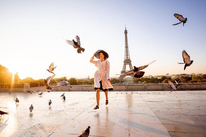 Eiffel Tower Elevator Tour with 2nd Floor or Summit Option