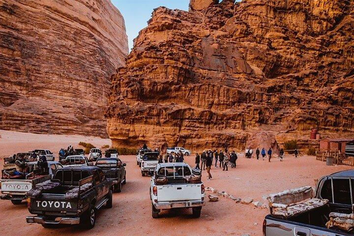 Wadi Rum Private Tour from Petra with Martian and Star Wars Film Site