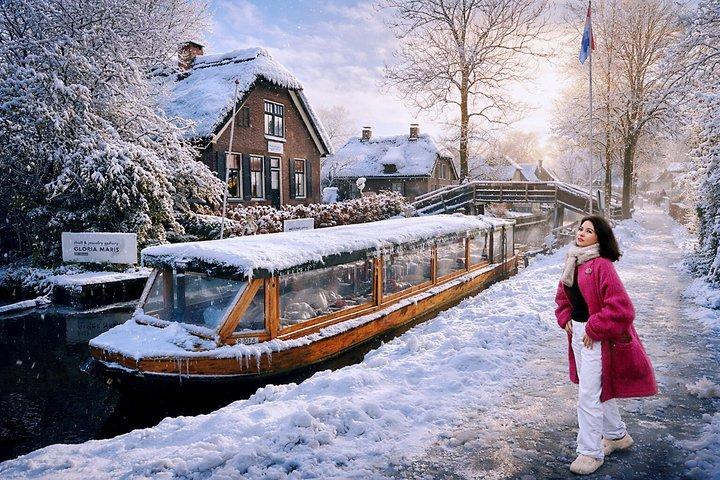 Zaanse Schans and Giethoorn Day Tour with Lunch and Boat Cruise