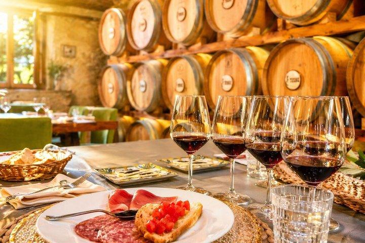 San Gimignano, Chianti, and Montalcino Day Trip from Siena