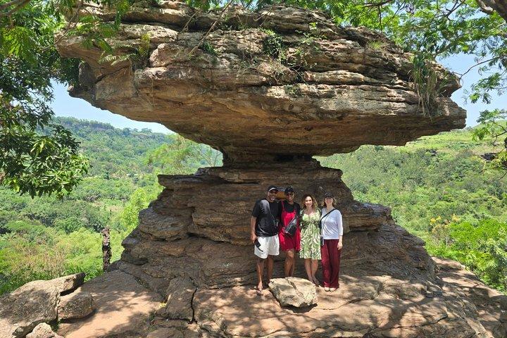 From Accra: Waterfalls, Aburi Gardens & Cocoa Farm Day Tour
