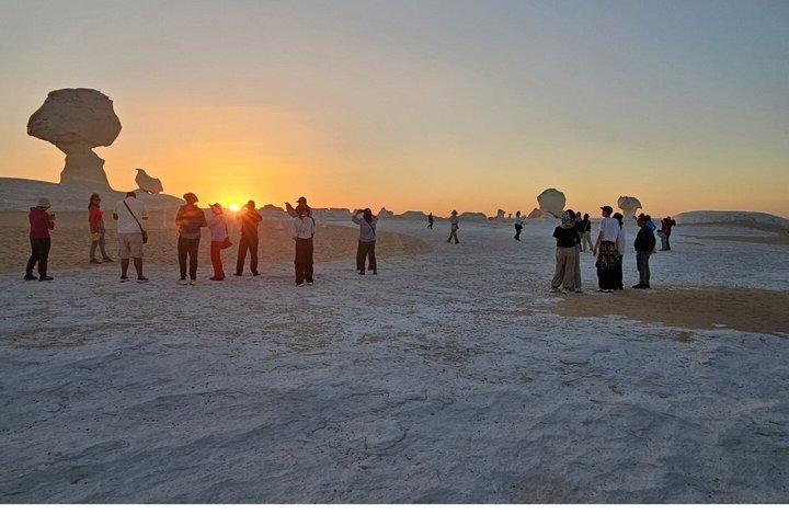 Desert Silent Retreat Meditation and Hiking in White Desert