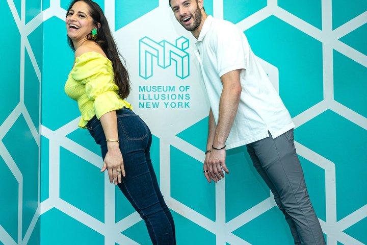 New York Museum Of Illusions Ticket Experience